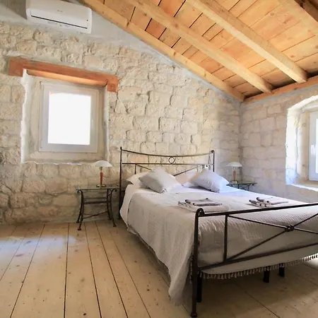Town House In The Centre Of Historic * Trogir